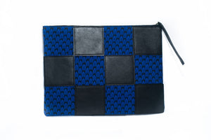 Grande pochette Wax similicuir bleu noir